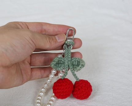 Porte-clés cerises crochetées – Breloque fruit décorative en fil doux avec boucle dorée