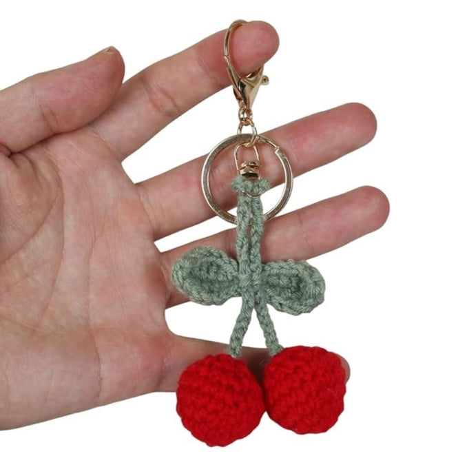 Porte-clés cerises crochetées – Breloque fruit décorative en fil doux avec boucle dorée